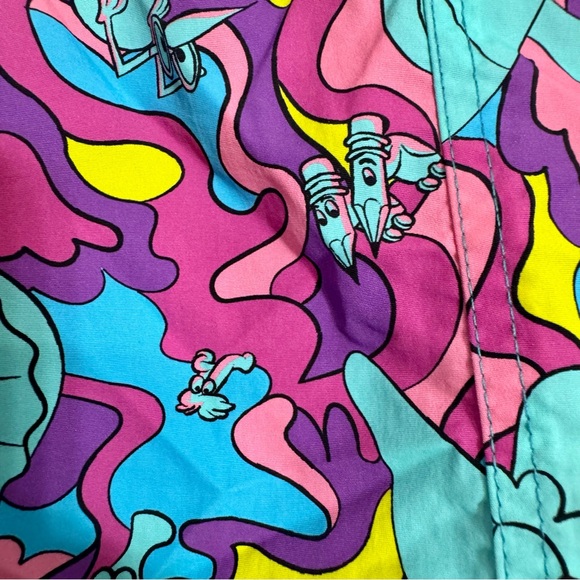 NWT. Disney psychedelic design shorts 2X from Alice in Wonderland. - Picture 10 of 16